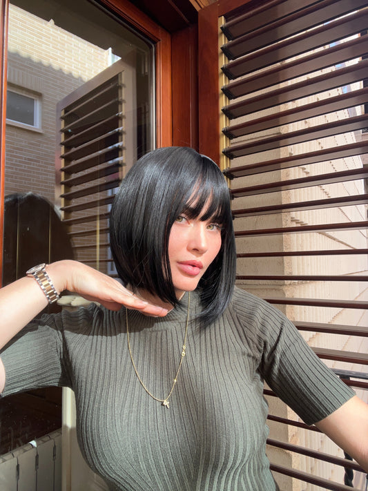 Corte Bob tono negro natural - Mistik’s MW1112-2